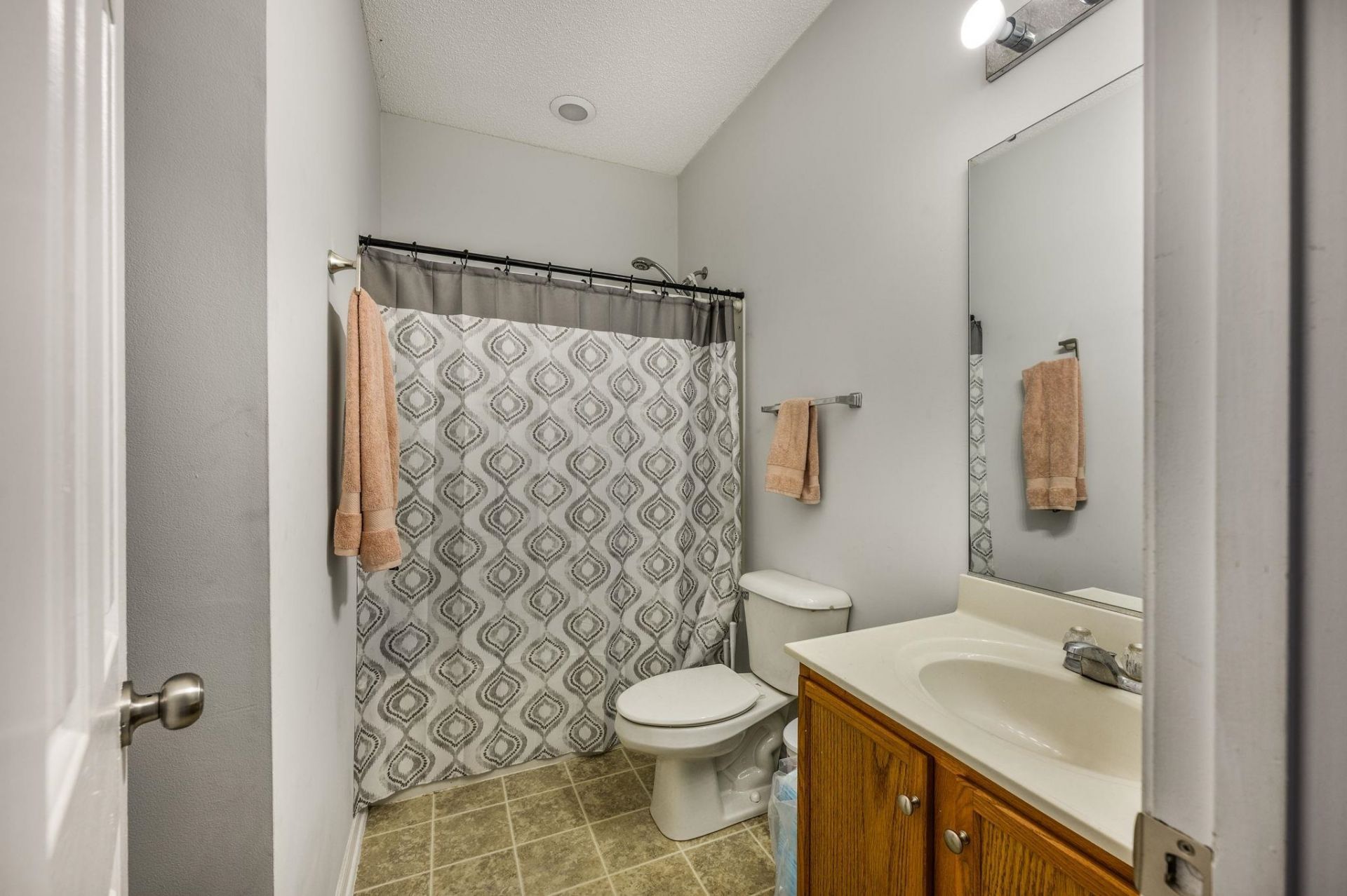 125 Olde Towne Way  Photo 5