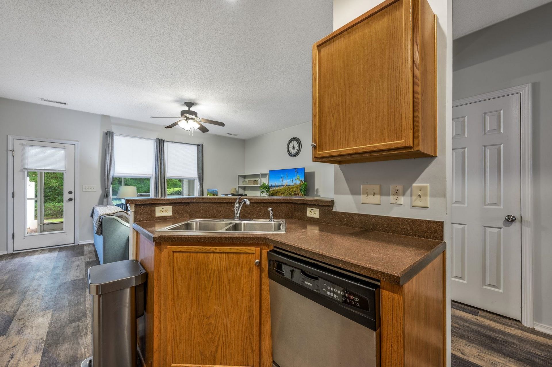 125 Olde Towne Way  Photo 9