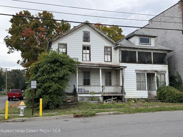61 Pine Grove Avenue, Kingston, NY 12401