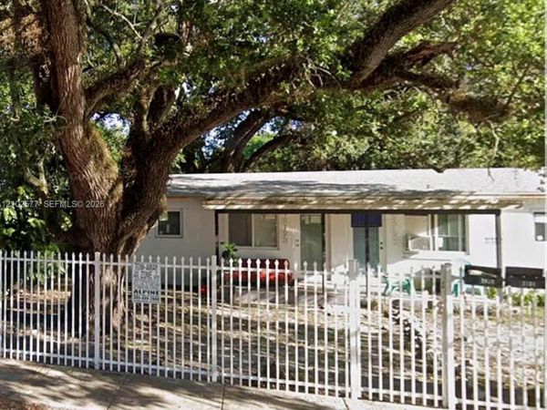 2121 NW 93rd St , Unit 2121, Miami, FL 33147