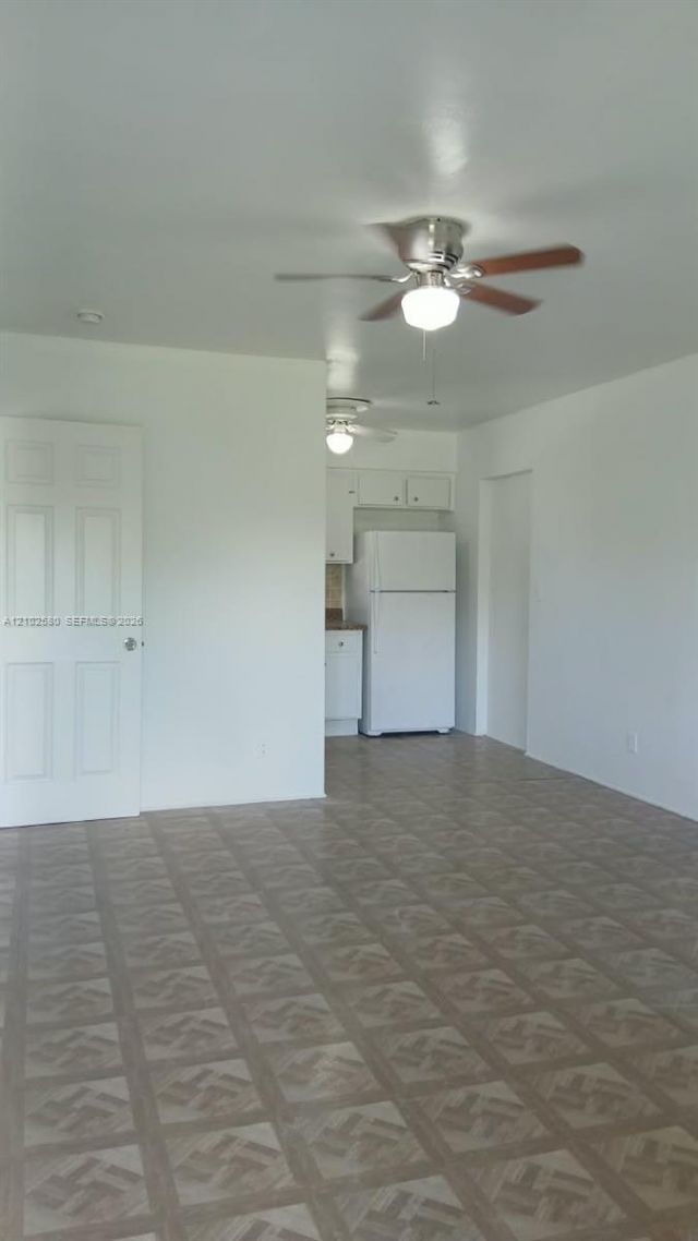 325 NE 2nd St, Unit 6, Hallandale Beach, FL 33009 Main Photo
