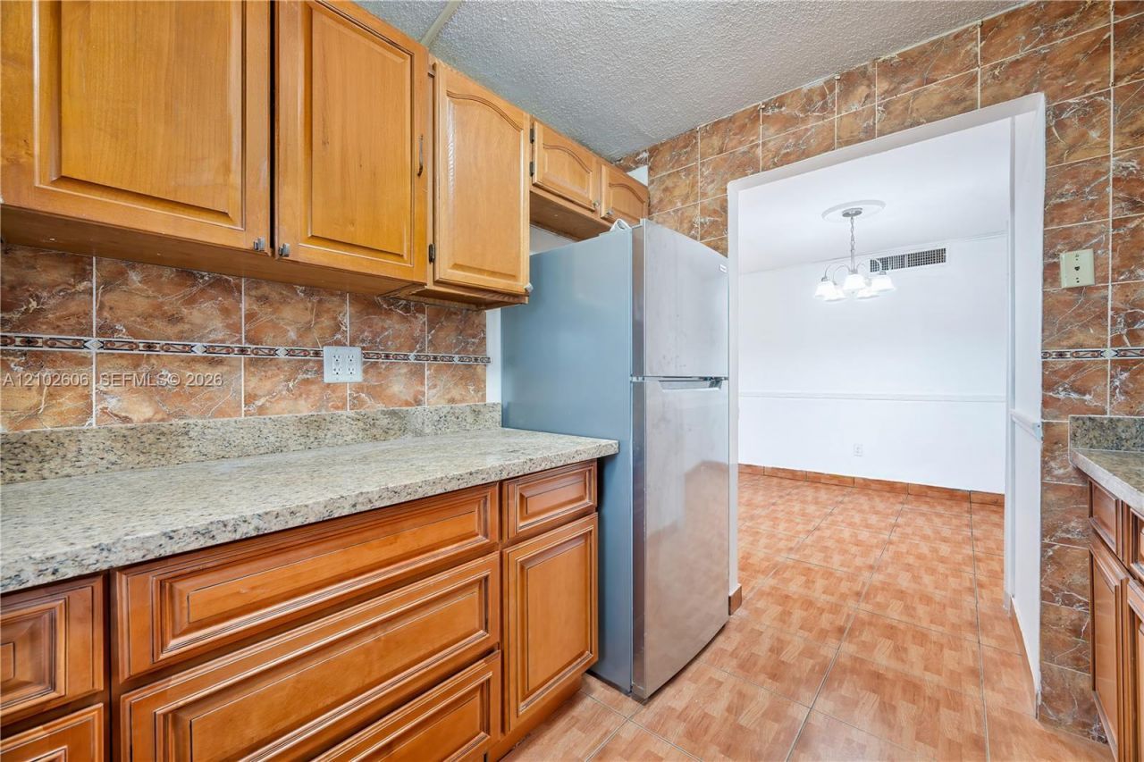 65 NE 202nd Ter, Unit Q27, Miami Gardens, FL 33179 Photo