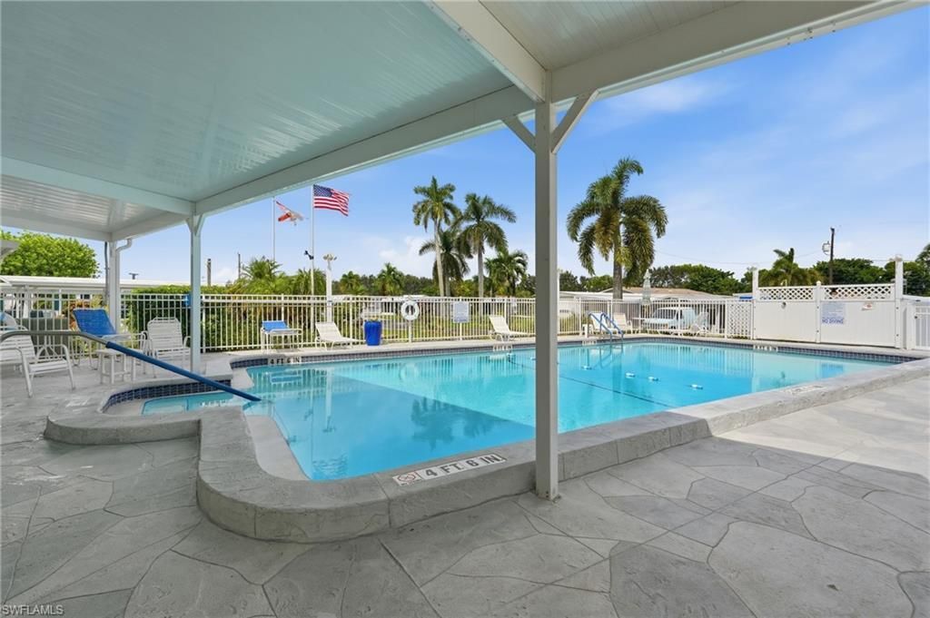 153 Primrose Ln , Unit 65, Naples, FL 34114 Photo