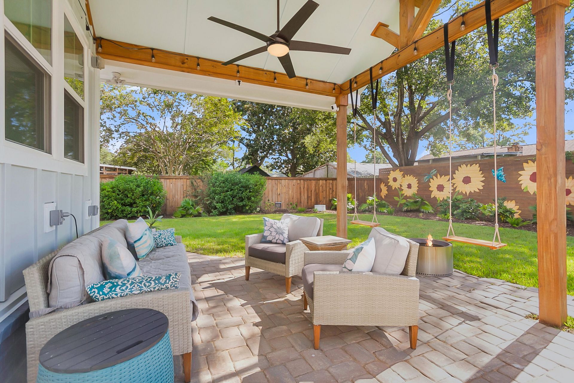 1110 Calm Water Court Photo 11