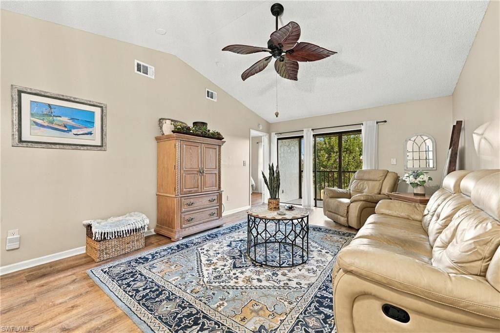9290 Lake Park Dr , Unit 201, Fort Myers, FL 33919 Photo