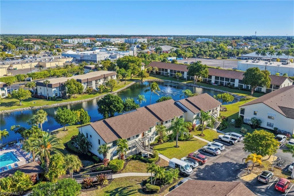 9290 Lake Park Dr , Unit 201, Fort Myers, FL 33919 Photo