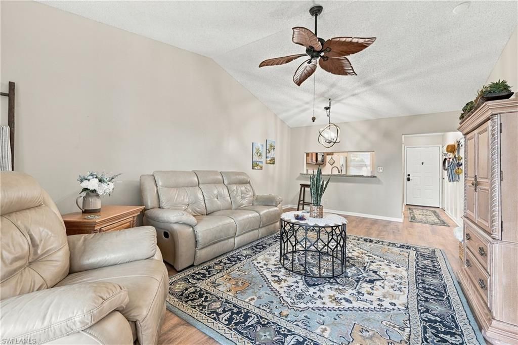 9290 Lake Park Dr , Unit 201, Fort Myers, FL 33919 Photo