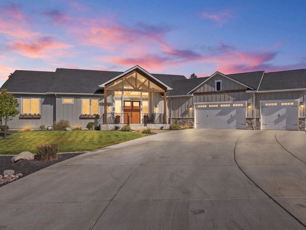 2518 S Man O War Ln, Spokane Valley, WA 99037