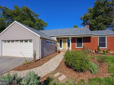 85 ELIZABETH STREET, LANDISVILLE, PA 17538