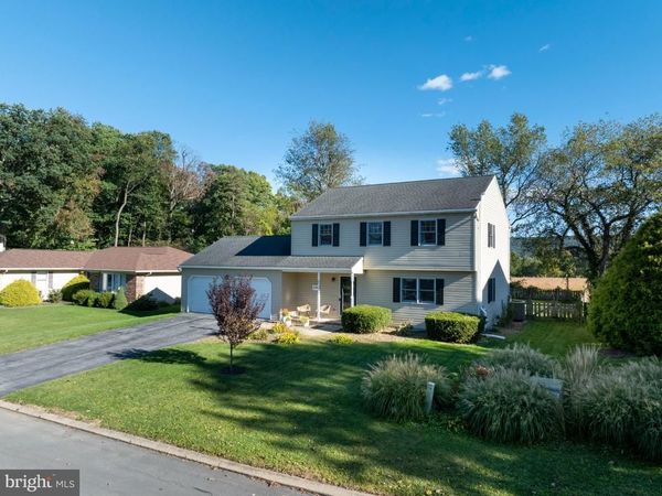 2294 ROYLEN CIRCLE , STATE COLLEGE, PA 16801