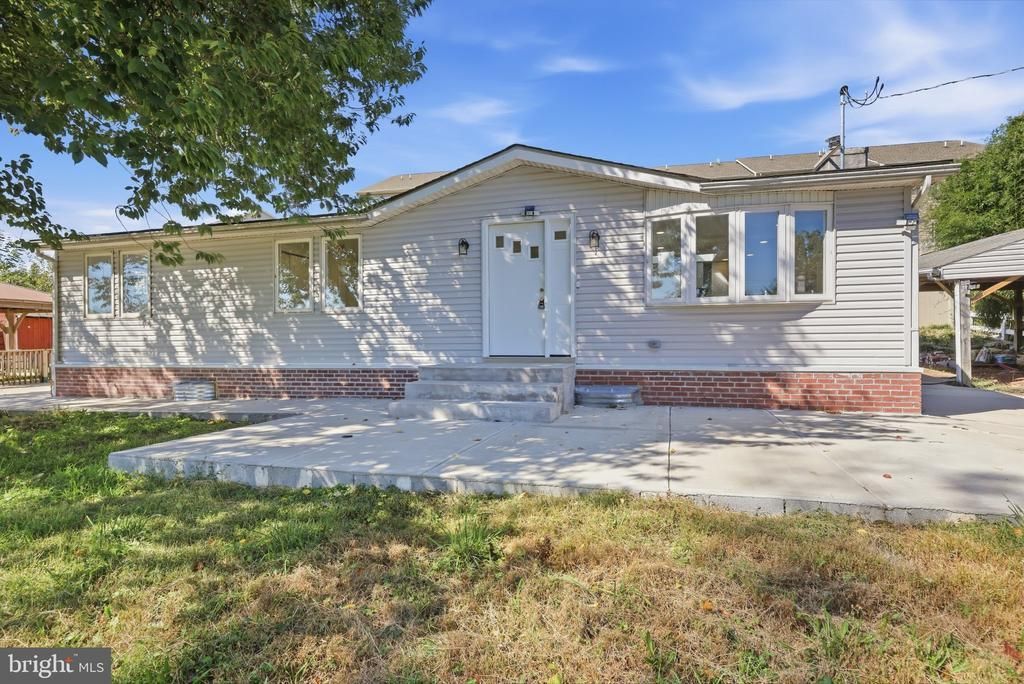 543 OLD STREET ROAD, FEASTERVILLE-TREVOSE, PA 19053