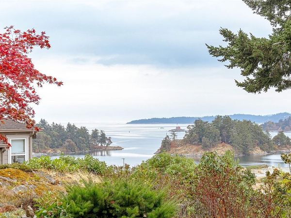 118 Aldersmith Pl, Unit #44, View Royal, BC V9A 7M9