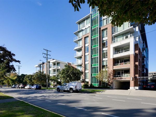 640 Michigan St , Unit #106, Victoria, BC V8V 0B7
