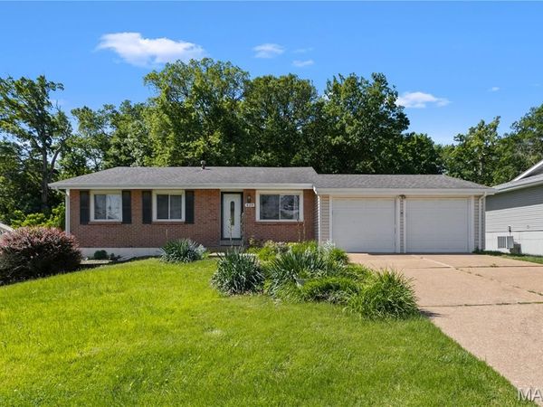 428 Tulsa Avenue , Manchester, MO 63021