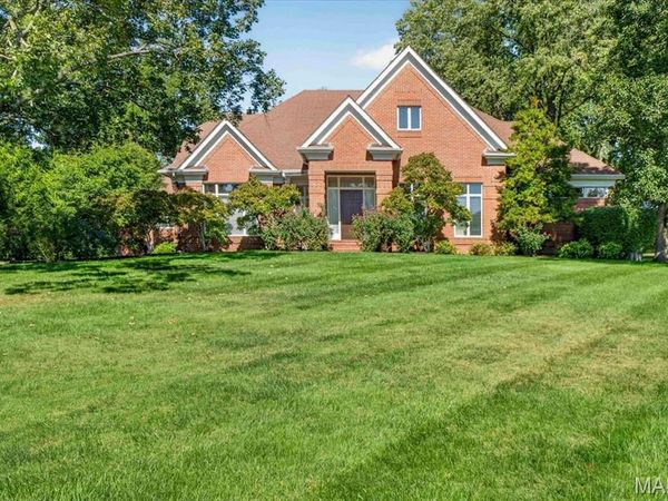 5 Outer Ladue Drive, Frontenac, MO 63131