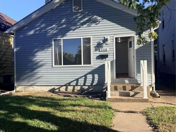 2228 State Street, Granite City, IL 62040