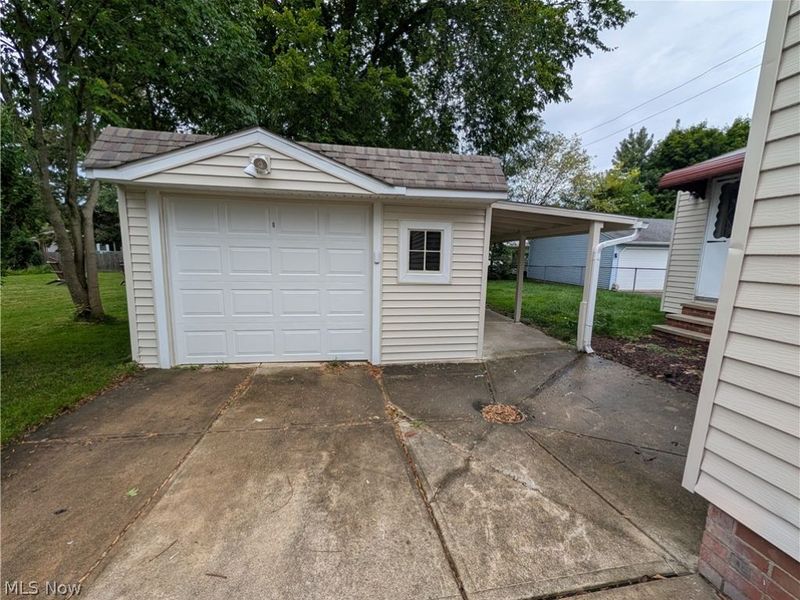 1722 Temple Avenue, Mayfield Heights, OH 44124 Photo 4