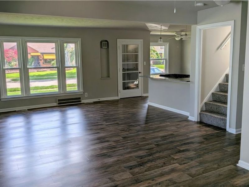 1722 Temple Avenue, Mayfield Heights, OH 44124 Photo 9