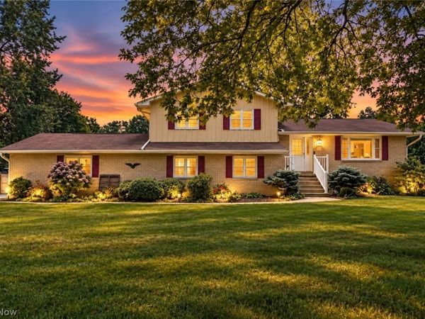 3544 Ada Vista Drive, Uniontown, OH 44685