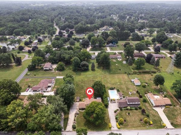3544 Ada Vista Drive , Uniontown, OH 44685