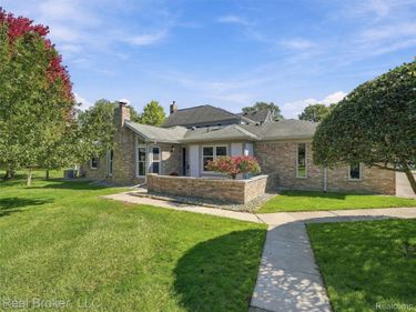 14745 Mystic Court, Shelby Township, Mi 48315