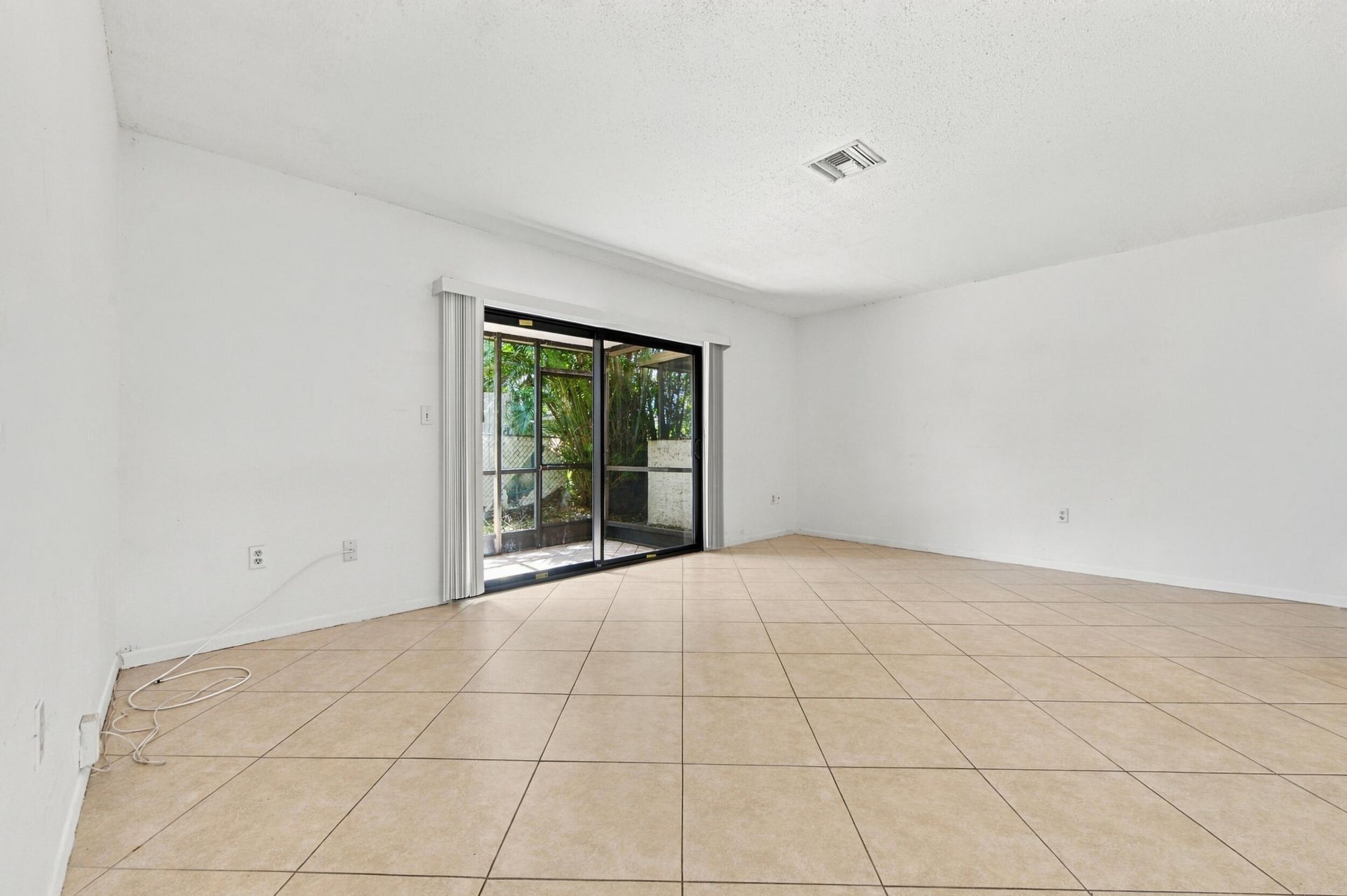 4153 Coral Springs Drive, Coral Springs, FL 33065 Photo