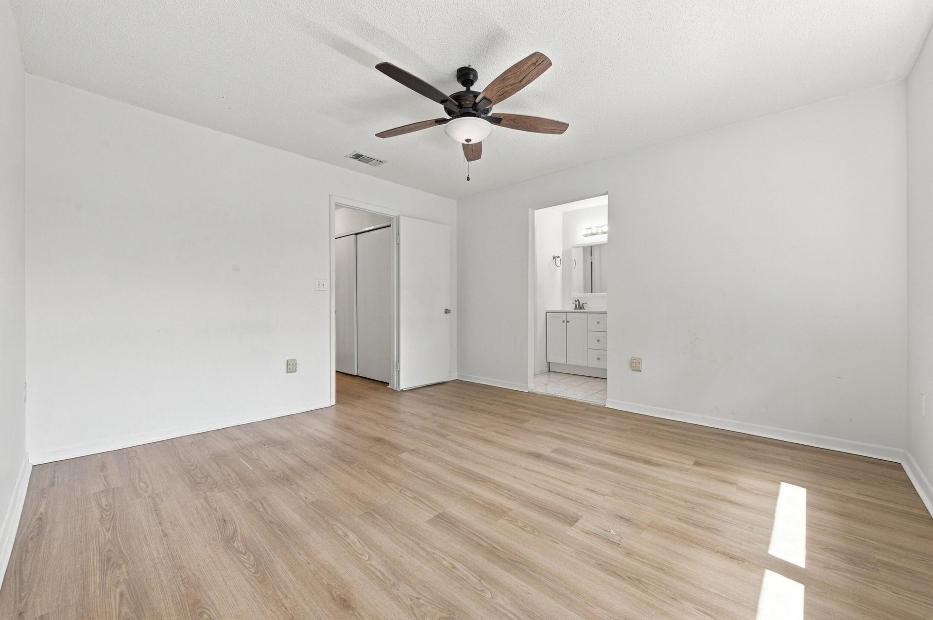 4153 Coral Springs Drive, Coral Springs, FL 33065 Photo