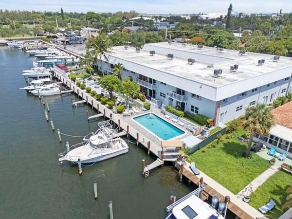 2400 NE 16TH Street, Unit 212, Pompano Beach, FL 33062
