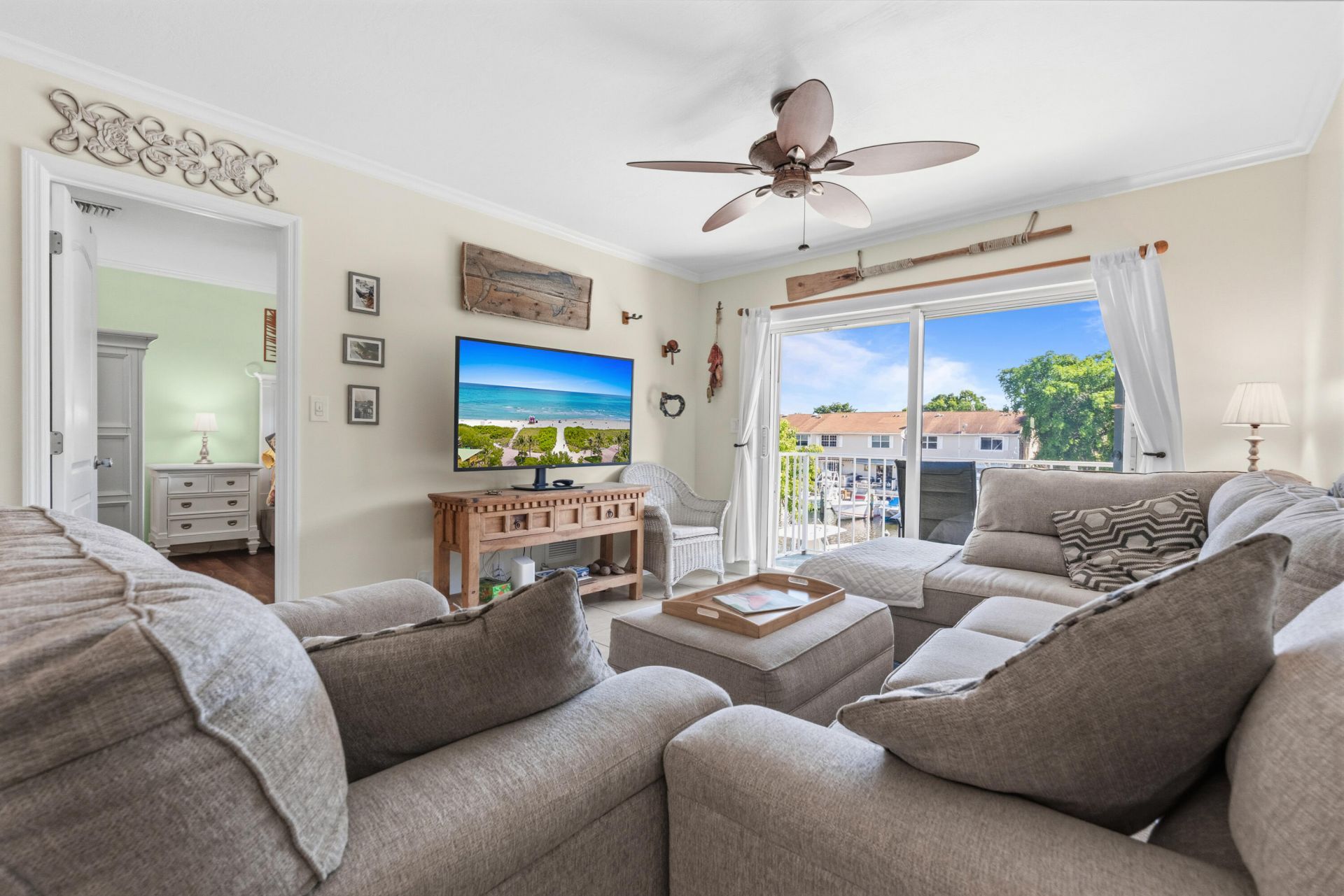 2400 NE 16th Street, Unit 212, Pompano Beach, FL 33062 Photo