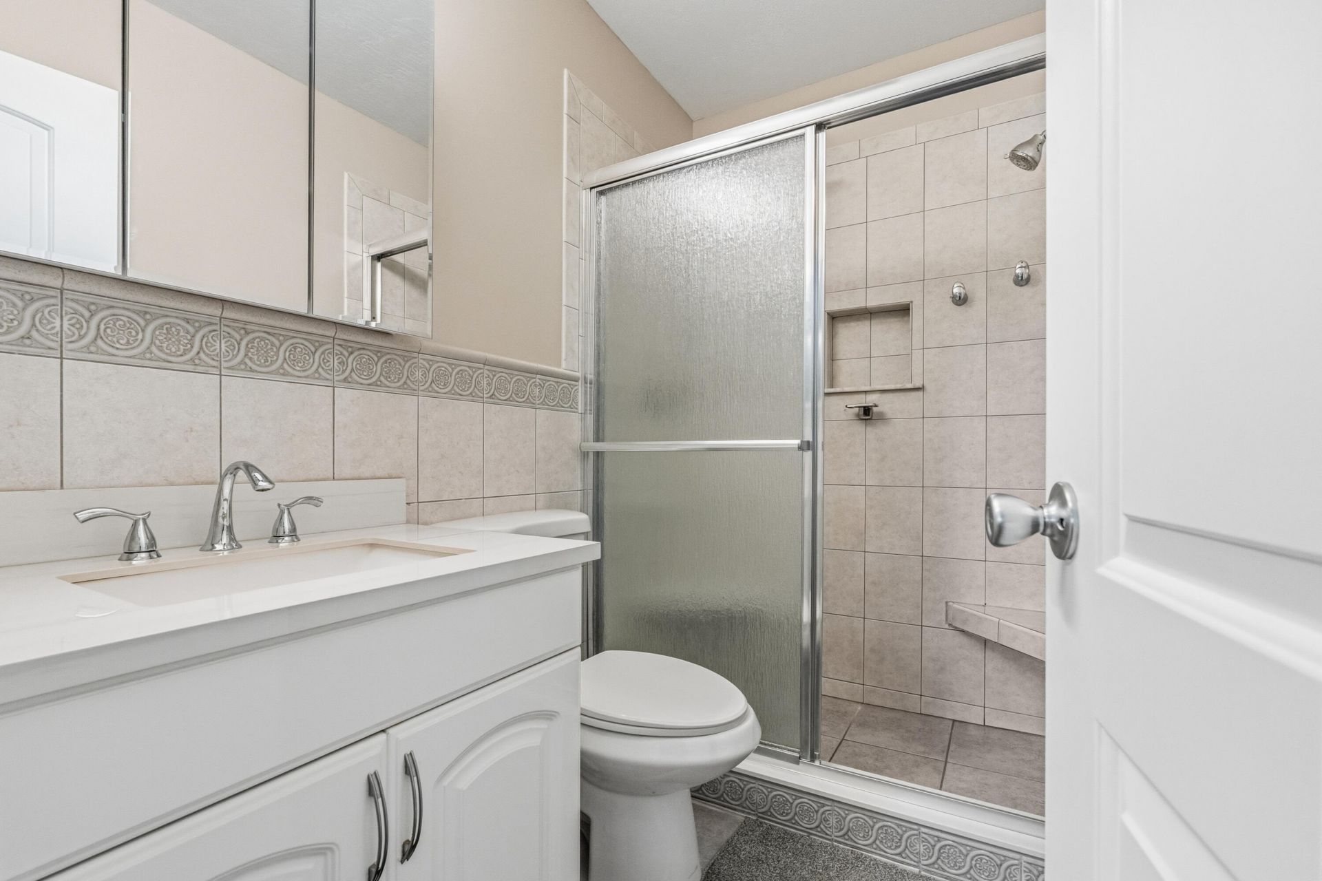 2400 NE 16th Street, Unit 212, Pompano Beach, FL 33062 Photo