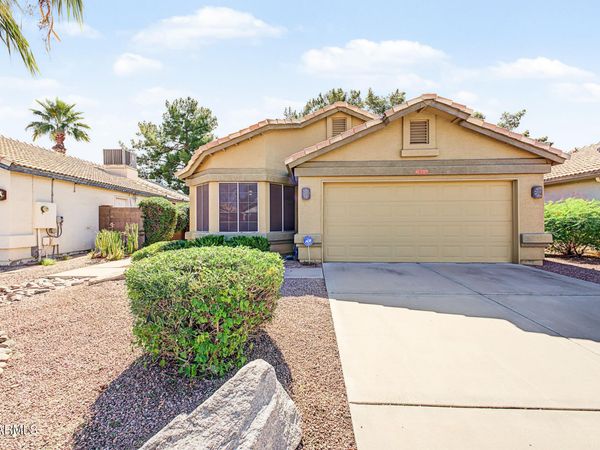 4237 E MORROW Drive, Phoenix, AZ 85050