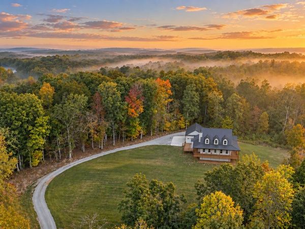 1061 Big Bartons Creek Road , Dickson, TN 37055