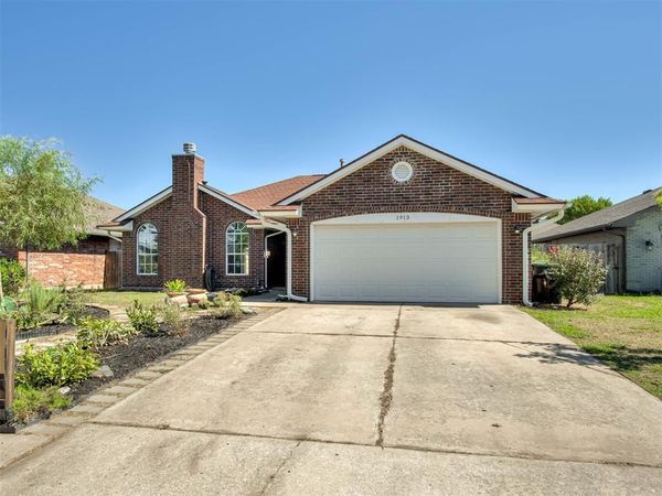1913 Sunflower Circle, Norman, OK 73072