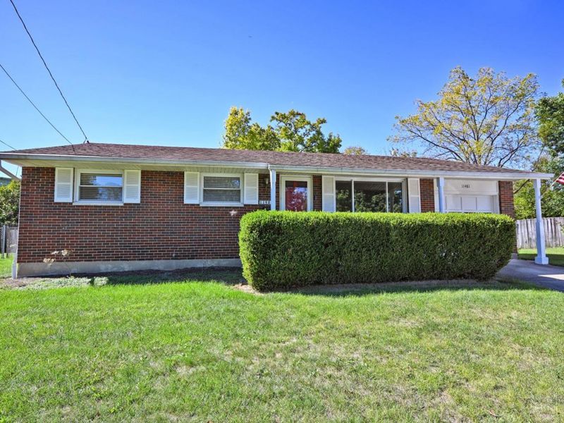 11481 Whallon Court, Springdale, OH 45246 Photo 3