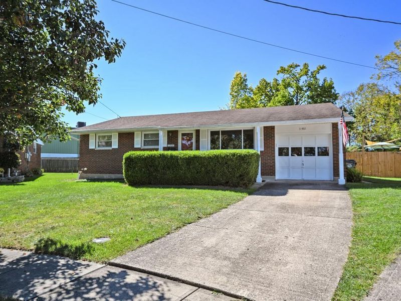11481 Whallon Court, Springdale, OH 45246 Photo 4