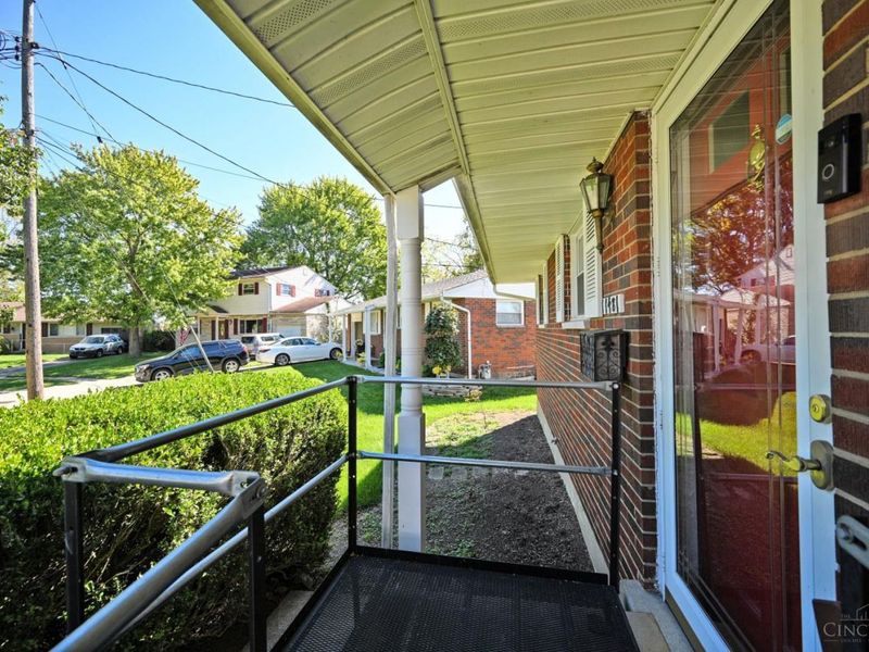 11481 Whallon Court, Springdale, OH 45246 Photo 5
