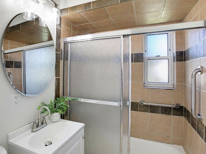 2815 Brookpark Circle E, Grove City, OH 43123 Photo 32