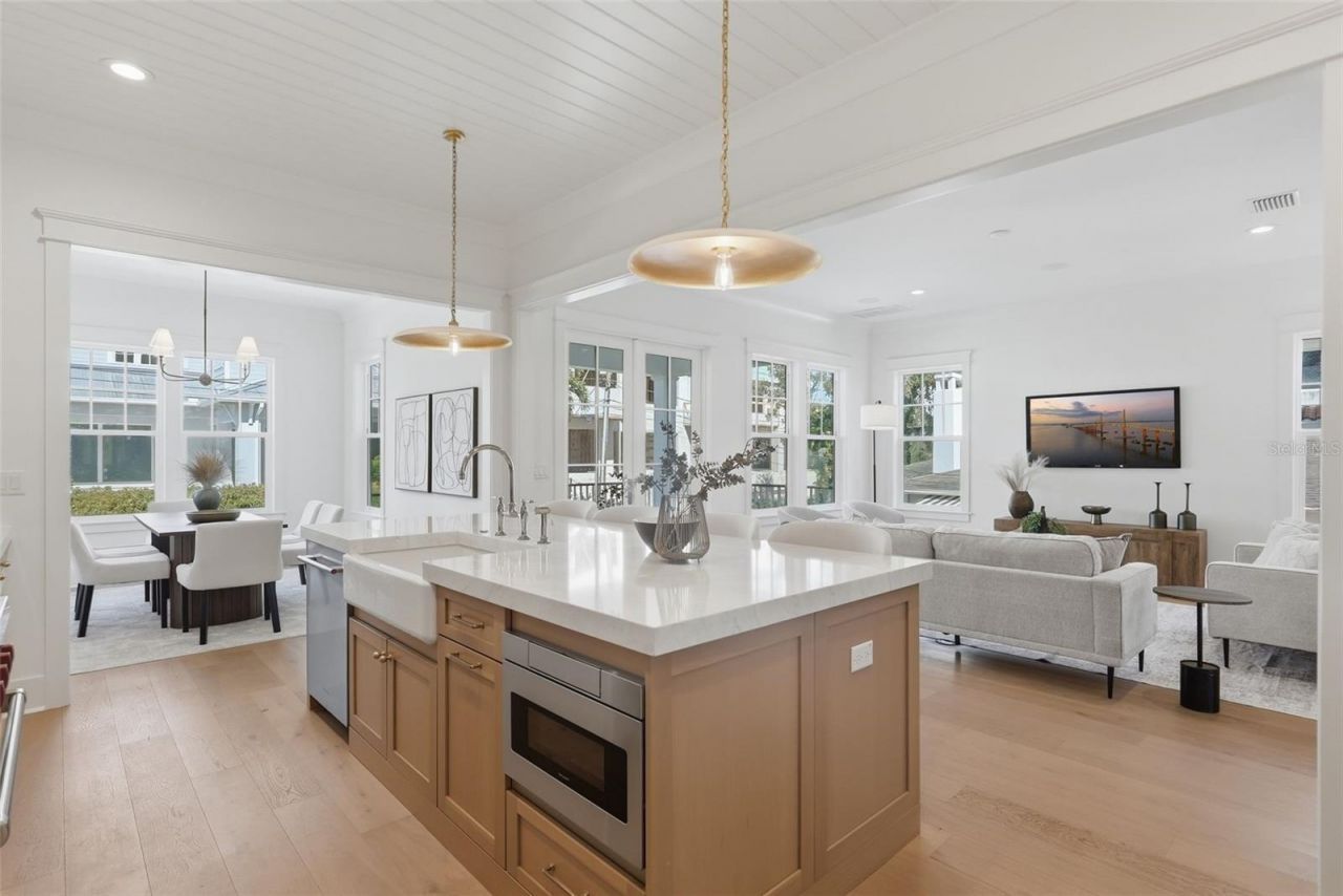 822 Snell Isle Boulevard Ne, Saint Petersburg, FL 33704 Photo