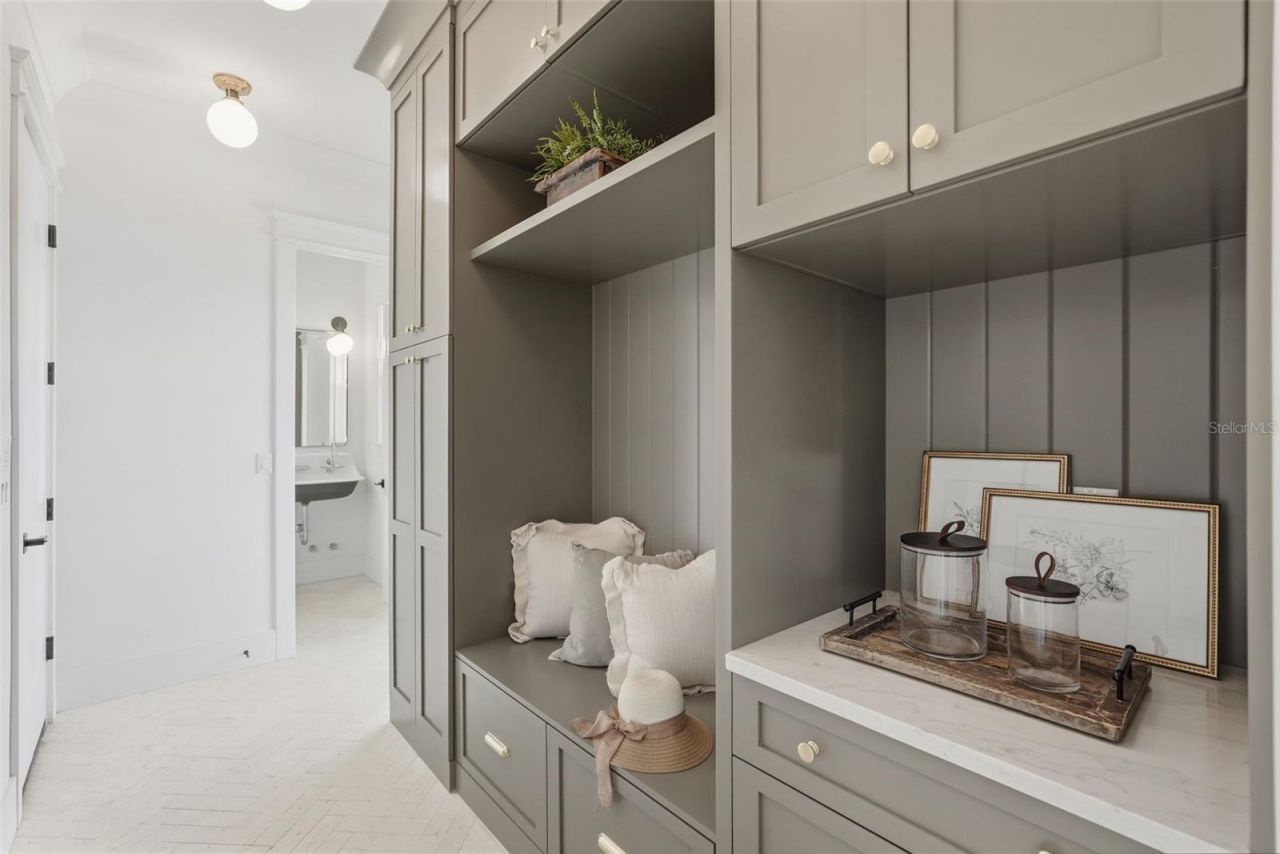 822 Snell Isle Boulevard Ne, Saint Petersburg, FL 33704 Photo