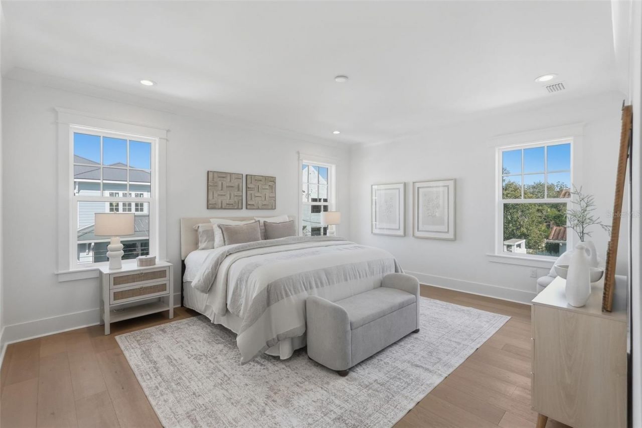 822 Snell Isle Boulevard Ne, Saint Petersburg, FL 33704 Photo
