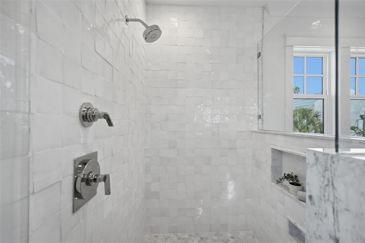 822 Snell Isle Boulevard Ne, Saint Petersburg, FL 33704 Photo
