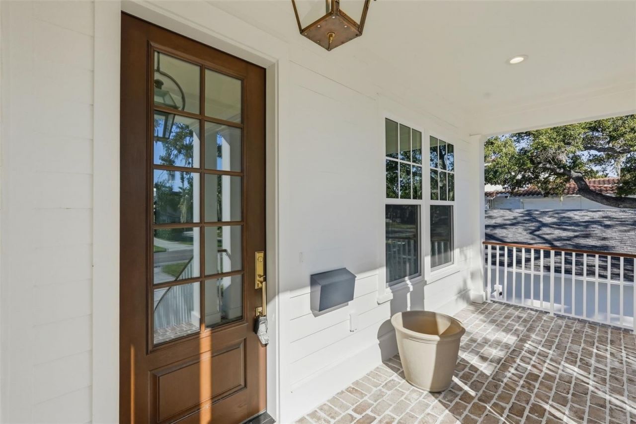 822 Snell Isle Boulevard Ne, Saint Petersburg, FL 33704 Photo