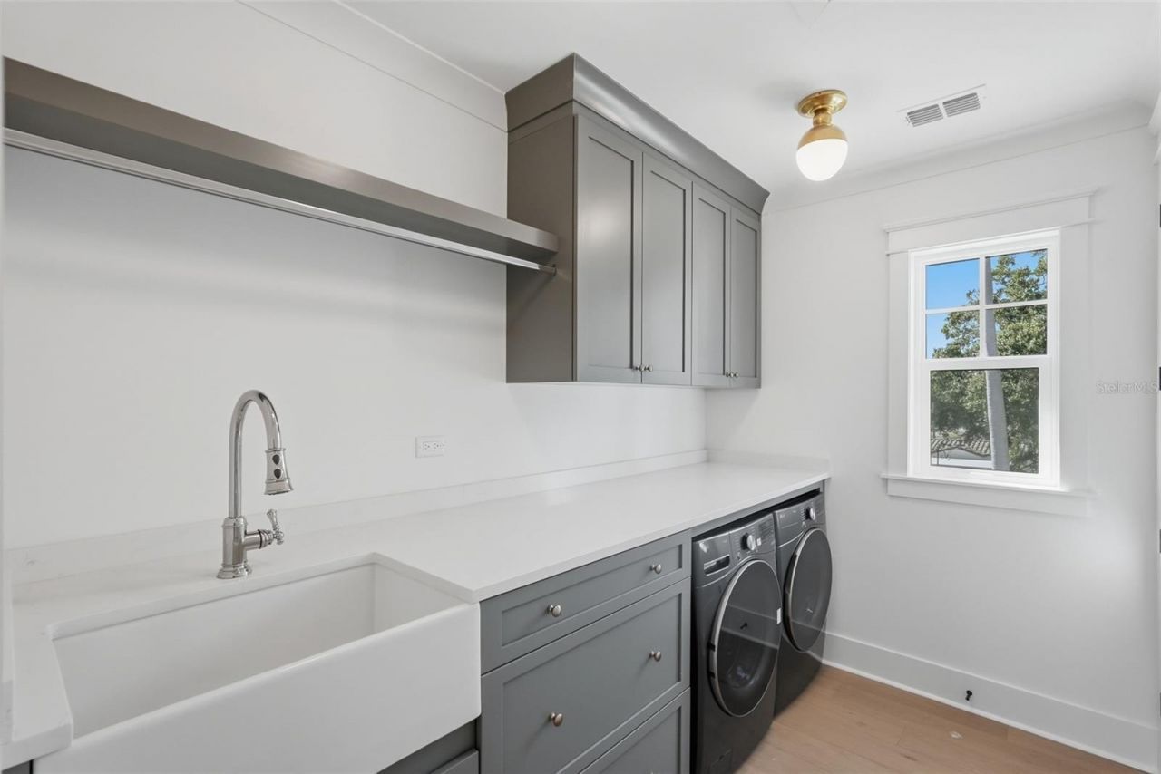 822 Snell Isle Boulevard Ne, Saint Petersburg, FL 33704 Photo
