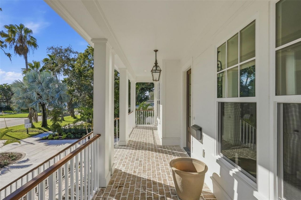 822 Snell Isle Boulevard Ne, Saint Petersburg, FL 33704 Photo