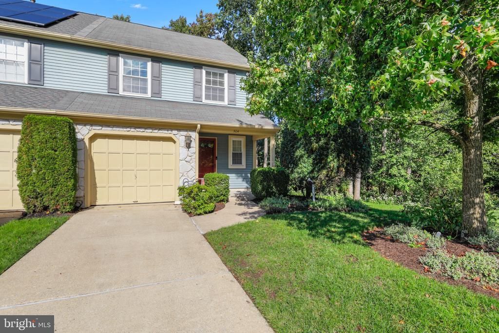 304 Hazelwood Lane, Marlton, NJ 08053 Main Photo