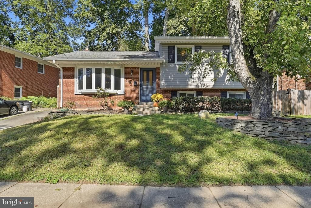 838 LOXFORD TERRACE , SILVER SPRING, MD 20901