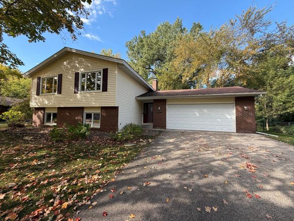 16276 Franklin Circle SE, Prior Lake, MN 55372