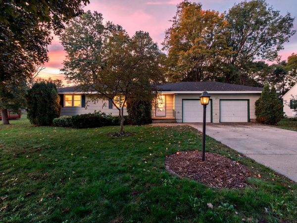6609 74th Avenue N, Brooklyn Park, MN 55428
