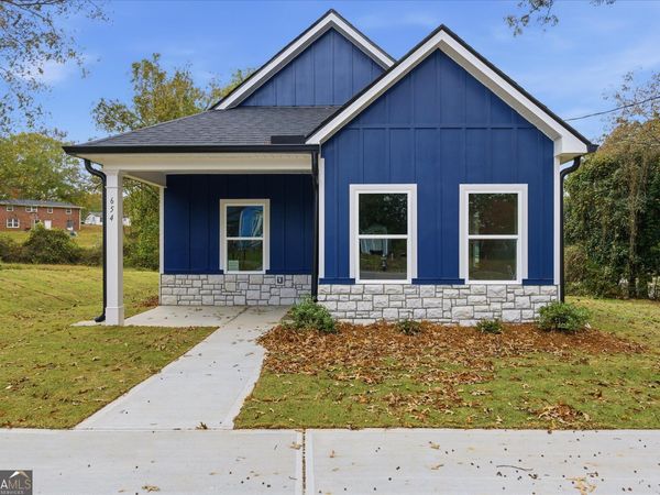 654 King Street, Carrollton, GA 30117