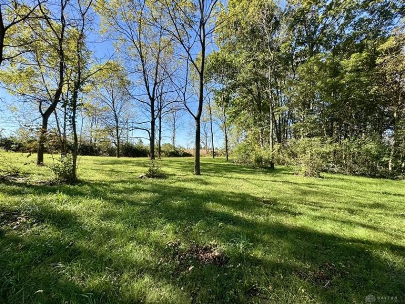 387 Moore Road, Hollansburg, OH 45332 Photo 9